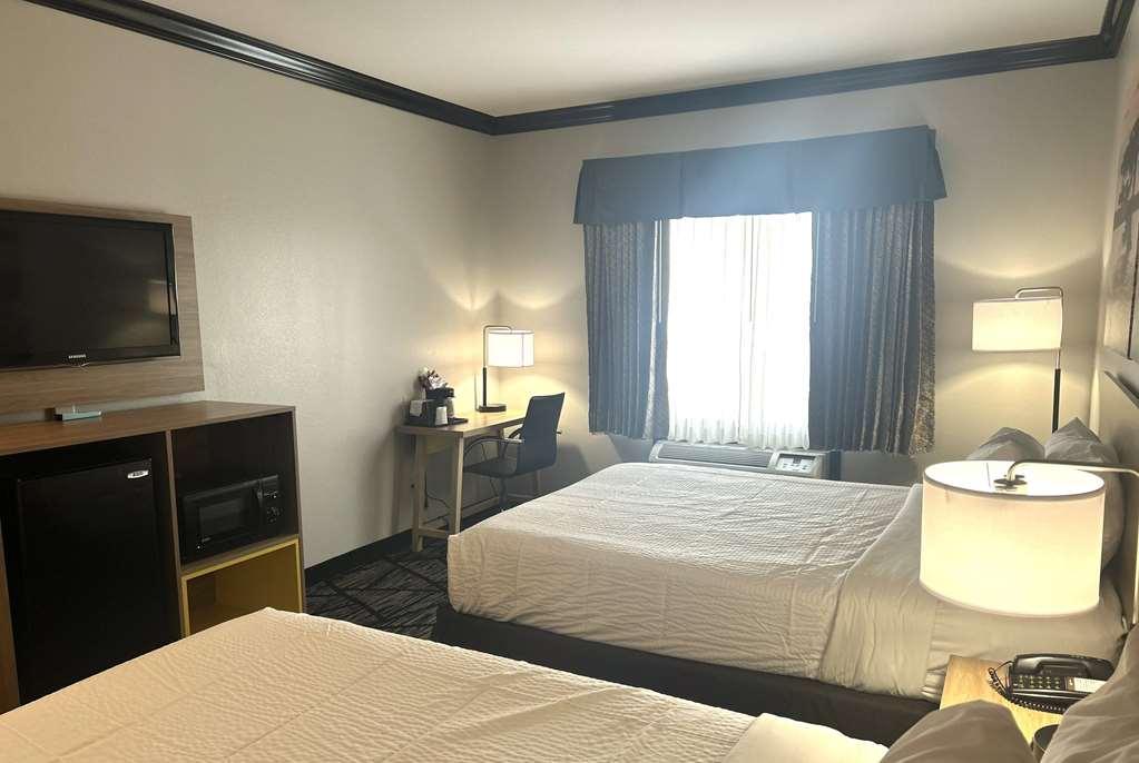 Days By Wyndham Baton Rouge I-10 Hotel