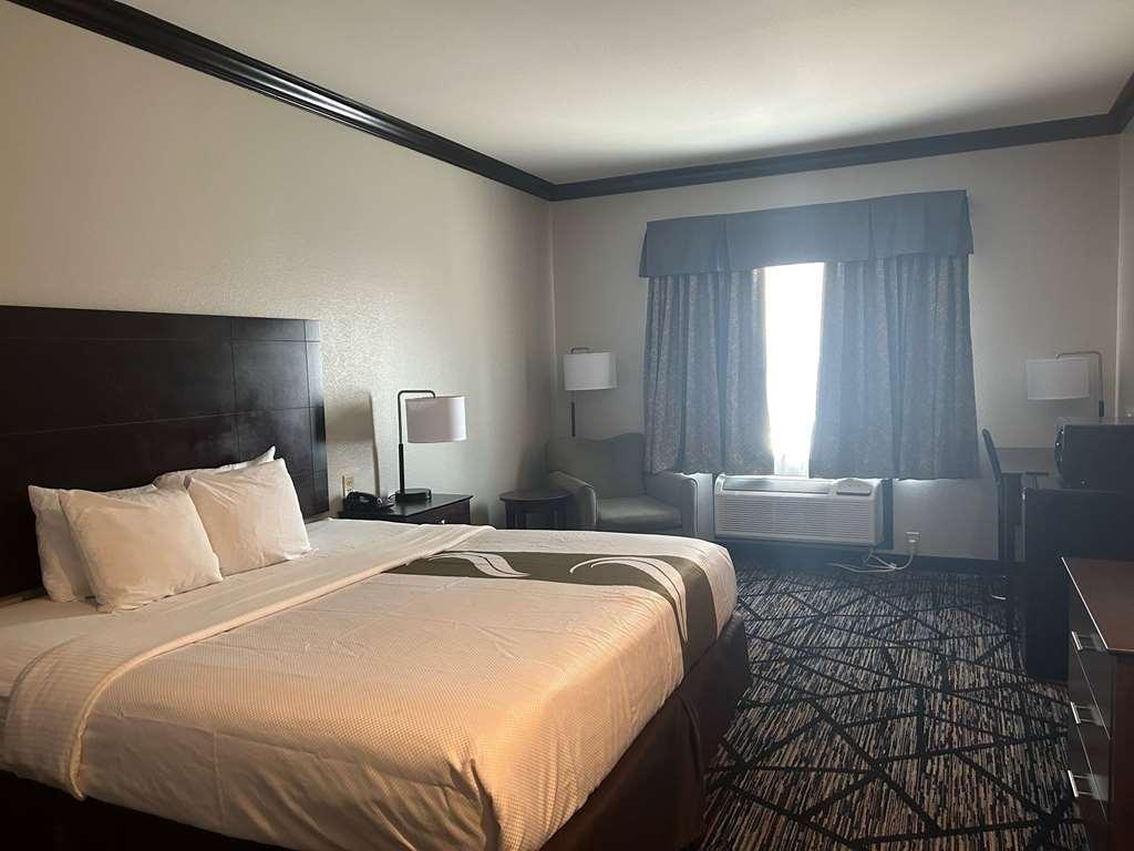 Days By Wyndham Baton Rouge I-10 Hotel 3*