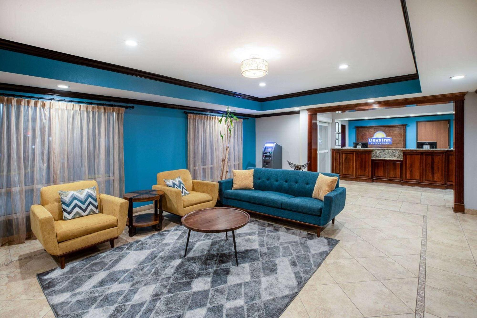 Hotel Days By Wyndham Baton Rouge I-10